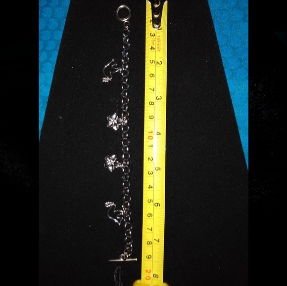 Charm Bracelet Flower and Bird Charm Bracelet Silvertone - Picture 3 of 8